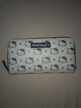 Hello Kitty White Wallet with Kitty Head Logo